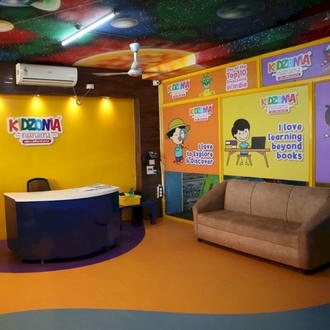 https://www.kidzoniainternational.in/uploads/campus_photos/2023/12/16/657da6a5367f82-79733250.jpg